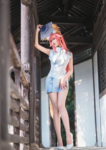 年轻的岳母