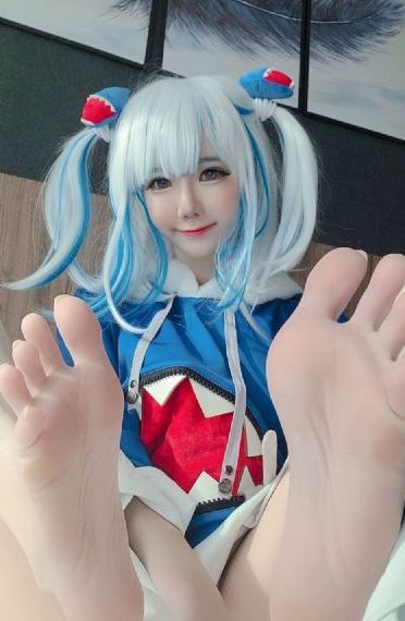 年轻女的老师2中字在线