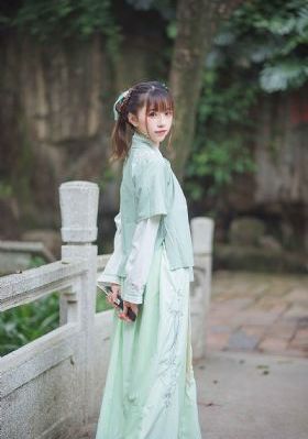 相亲对象是个强硬问题少年未增减
