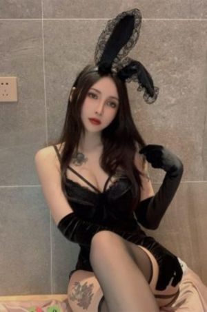 双龙夺珠