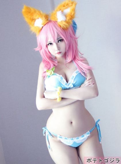 俏女性花开