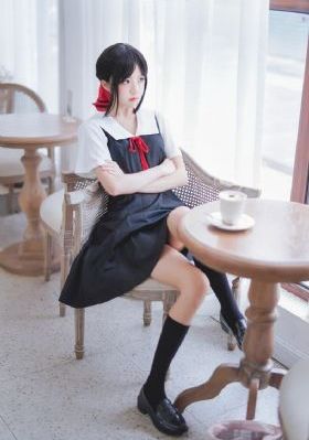 豪放的女大兵